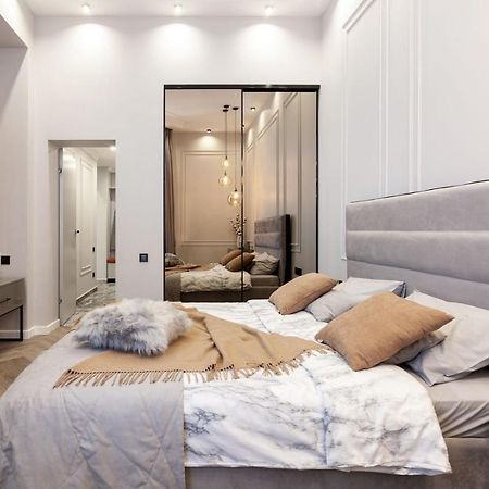 Кості Левицького 11 Lviv Luaran gambar