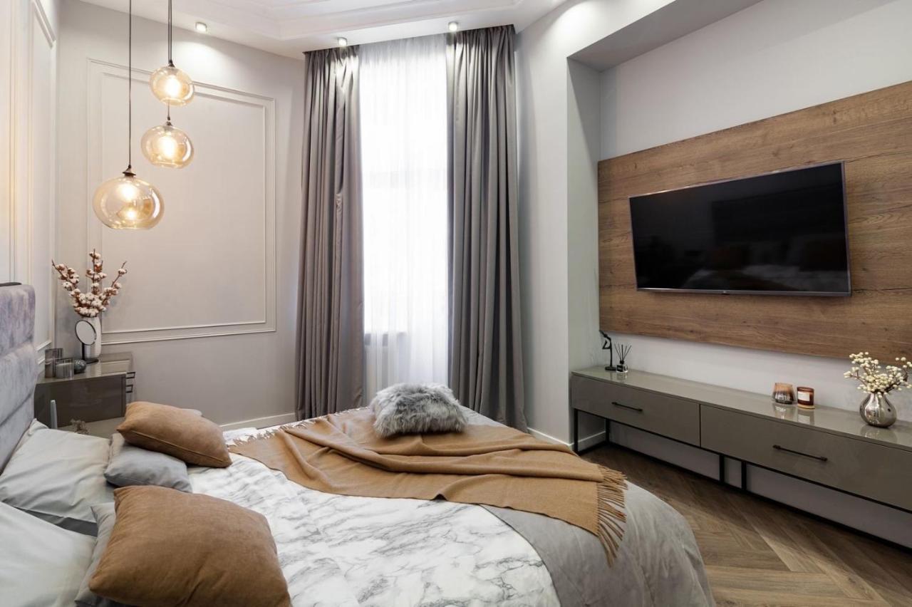 Кості Левицького 11 Lviv Luaran gambar