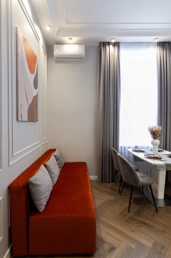 Кості Левицького 11 Lviv Luaran gambar