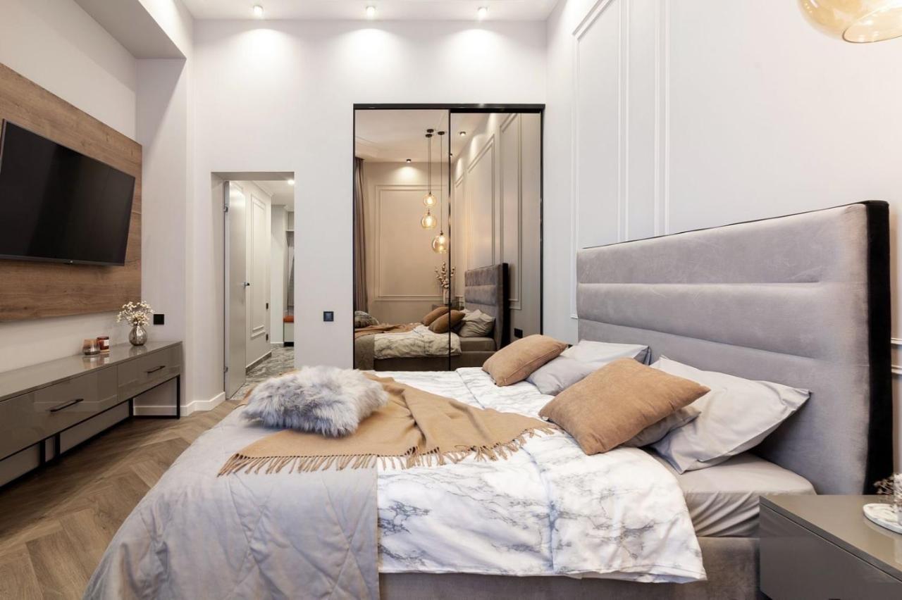 Кості Левицького 11 Lviv Luaran gambar